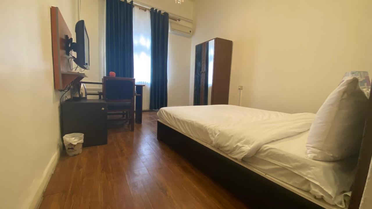 New Park Hotel Амман Екстер'єр фото