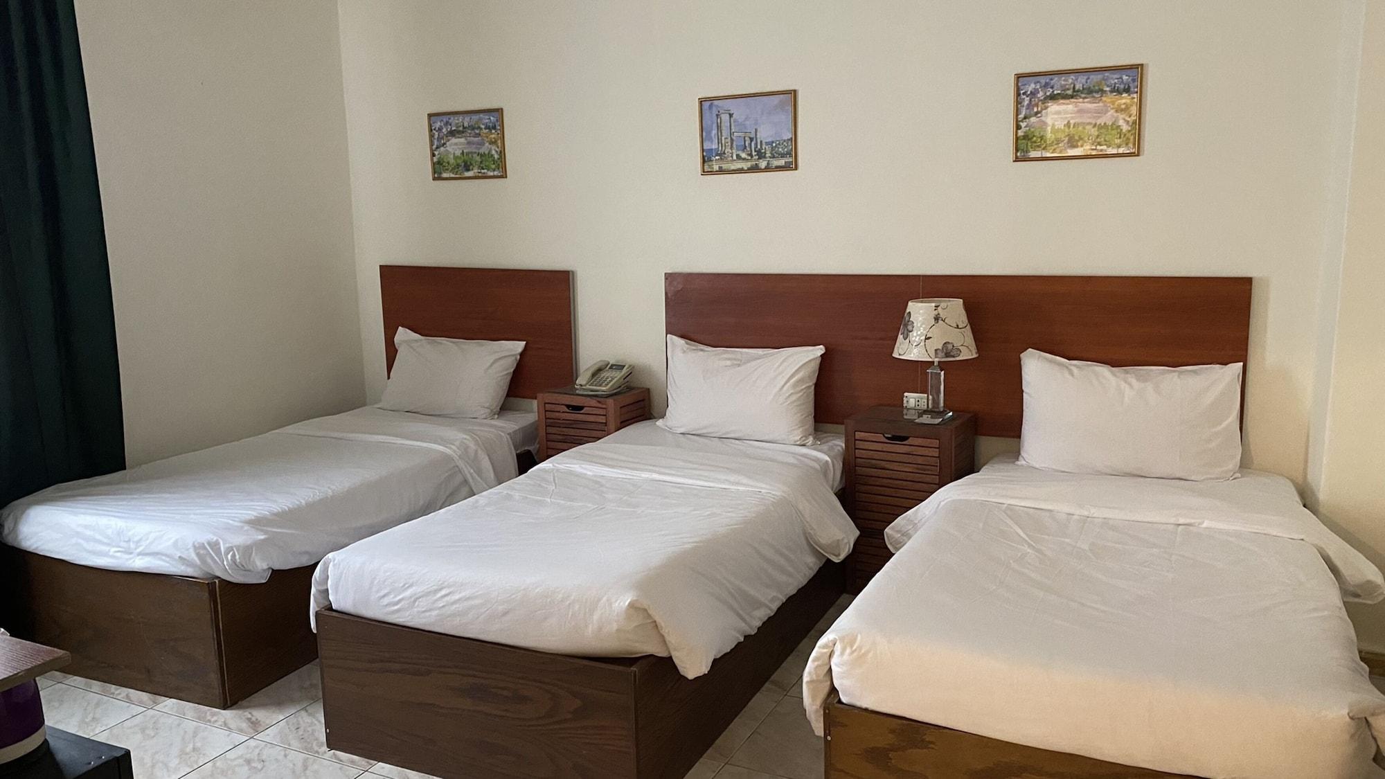 New Park Hotel Амман Екстер'єр фото
