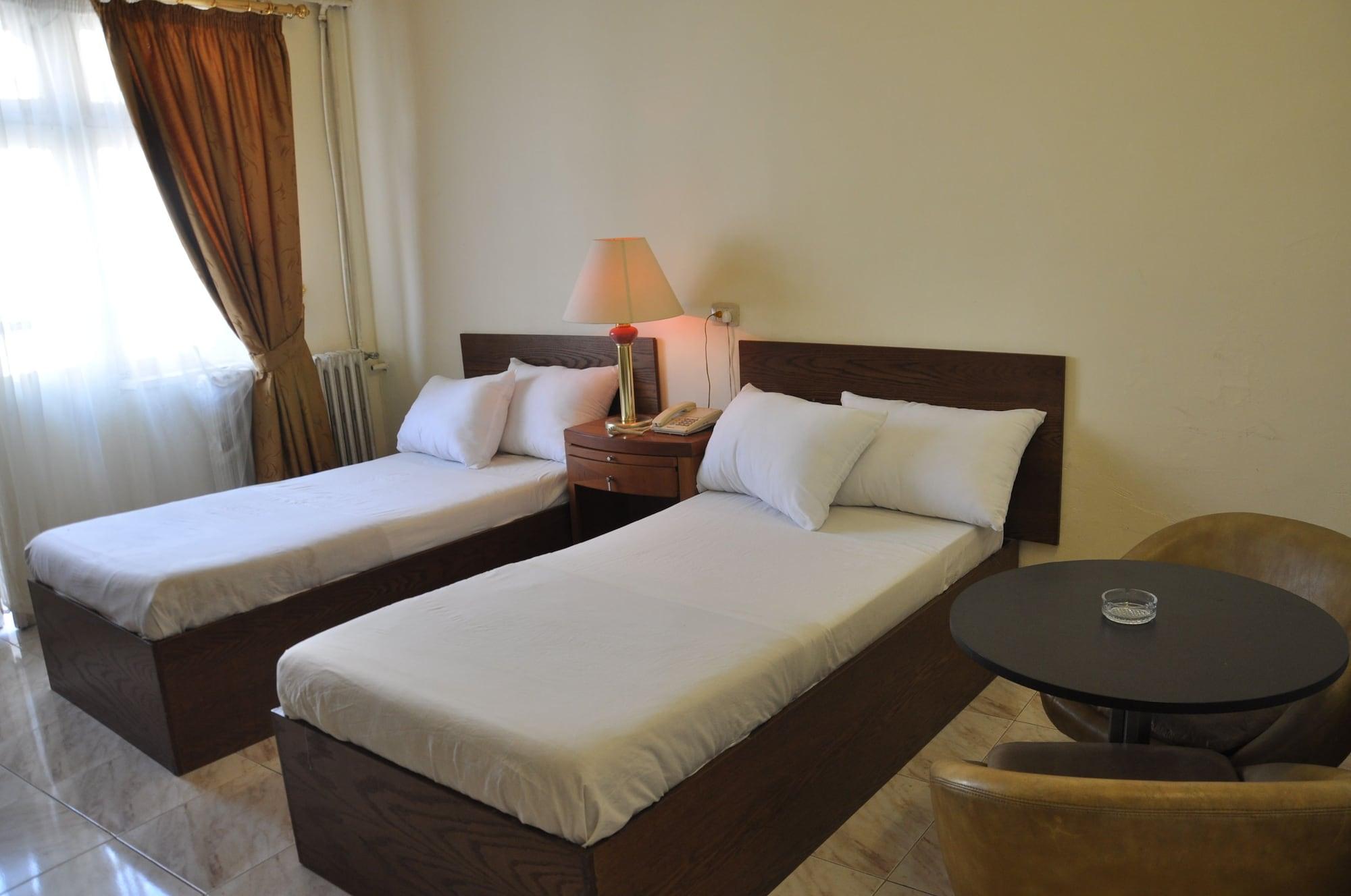 New Park Hotel Амман Екстер'єр фото